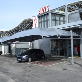 Avis – Aeroporto Porto